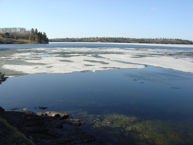 Ice is on it's way out - 7pm